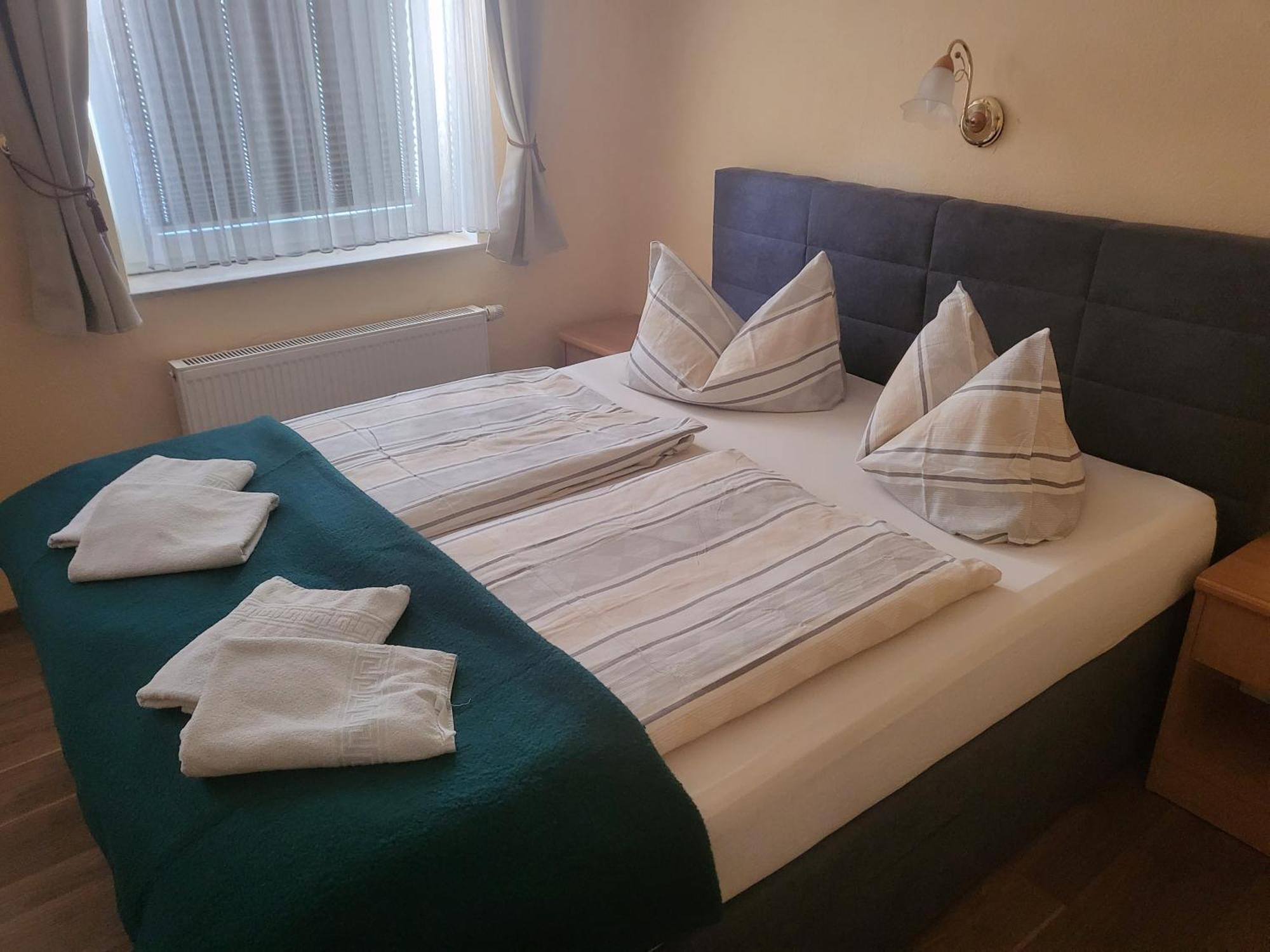 Pension Kuehnauer Hof Dessau-Rosslau 外观 照片